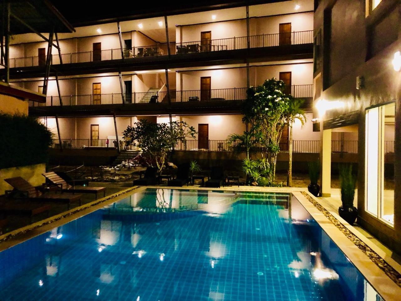 Snowhouse Aonang Krabi Hotel Ao Nang Kültér fotó